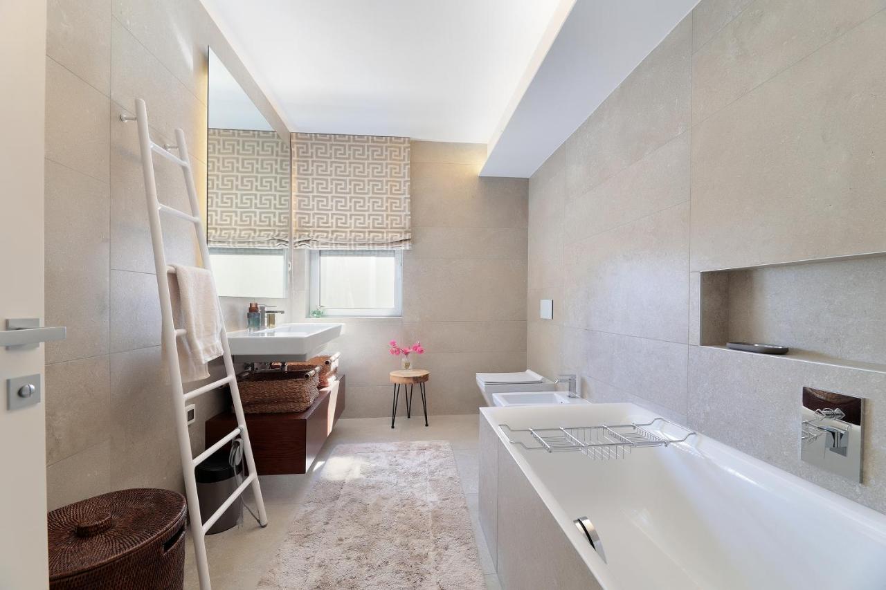 Apartment Black Pearl
